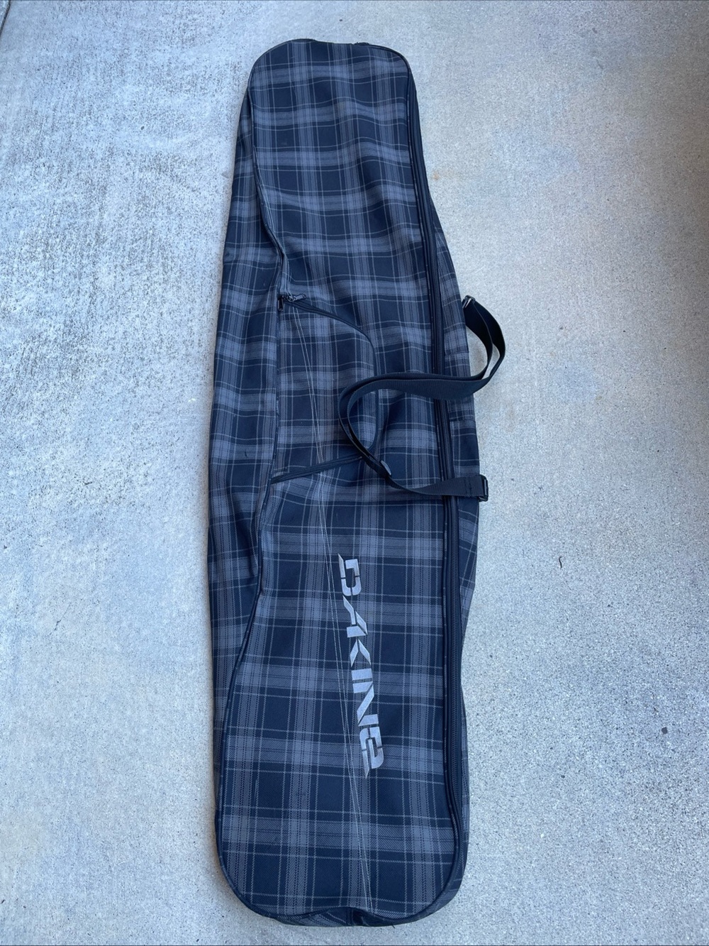 DAKINE Unpadded Snowboard Bag Shoulder Strap Black Gray Plaid